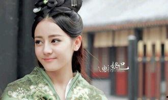 女主穿越娱乐圈觉醒吃瓜系统,女主觉醒吃瓜系统，开启娱乐圈风云录  第3张