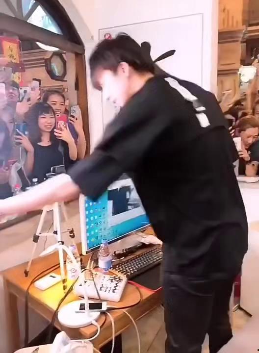 宁哥最新邻居爆料,揭秘宁哥生活新篇章 第2张 宁哥最新邻居爆料,揭秘宁哥生活新篇章 第2张